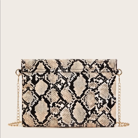 Twist Lock Snakeskin Print Chain Bag - Picture 3 of 6